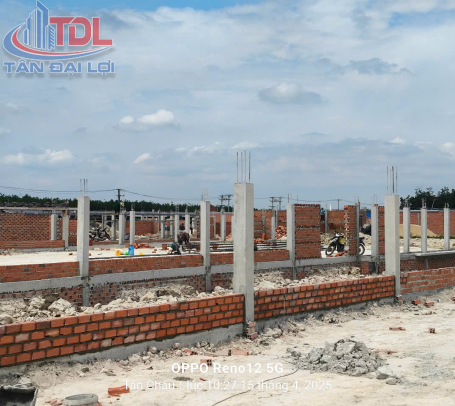 xây dựng trang trại nuôi gà thịt- chủ đầu tư  CTY TNHH VISION BUILD AN PHÁT